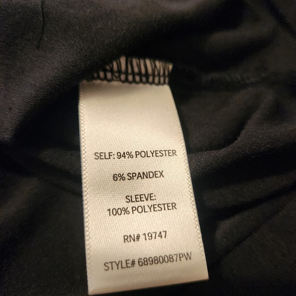 Pioneer Woman Scoop Neck Flare Sleeve Top - Picture 6 of 7